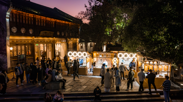 来浙江跨年的N个理由：逛大宋市集，观震撼花雨，体验“登科之路”