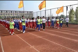 高新区举行中小学校大课间体育活动展评图片