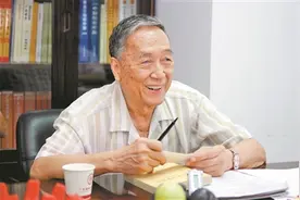 暨南大学中文系教授詹伯慧从事方言学研究七十余载——“留住方言，留住历史底蕴”（讲述·赓续历史文脉 谱写当代华章）图片