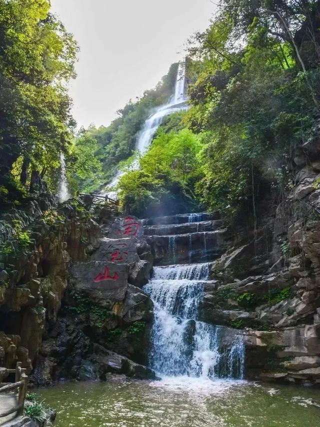 离开浪浪山，趁着周末正好到成都的山里来浪一浪！
