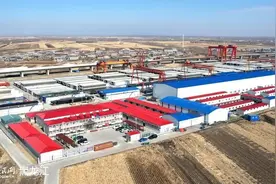 中国在建最北高铁正式复工 年内有望全线铺轨贯通图片