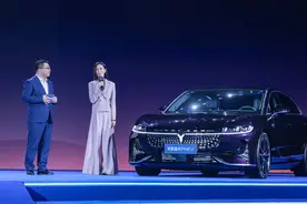 “Man姐”佘诗曼亲临撑场，岚图追光PHEV魅力几何？图片