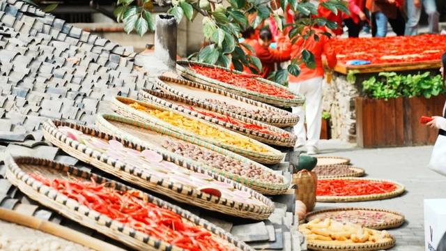 多元景观+消费新场景，武汉花式赏秋氛围感拉满