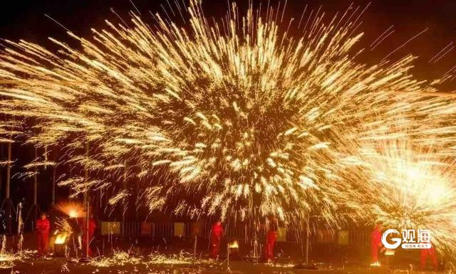 趣玩双节，十一假期青岛山海间不夜城主题街区好戏连台
