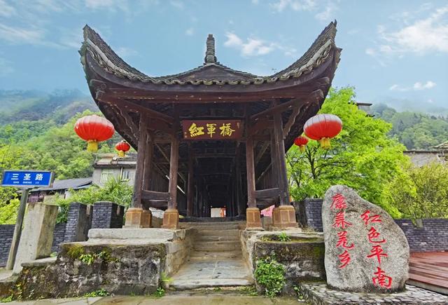 安逸四川 乐游绵阳 ‖ 就在本月，全线通车！驰骋“云端高速”解锁秘境平武~