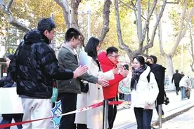 艺考统考素描题有难度 速写变化较大图片