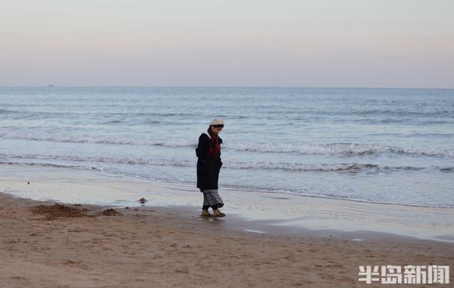 海边观夕阳