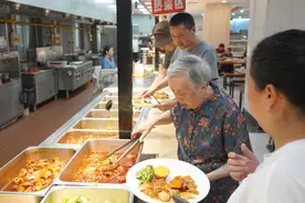 物美价廉增客源，北京“社区食堂2.0”蹚出运营新模式图片