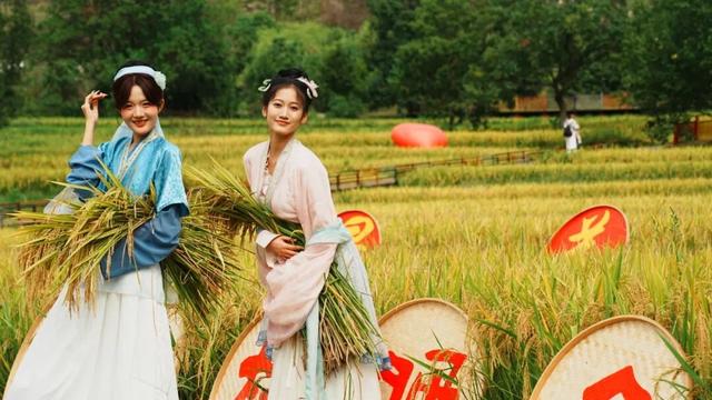 多元景观+消费新场景，武汉花式赏秋氛围感拉满