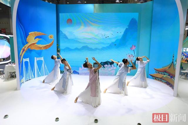 踏秋赏枫，醉游辽宁！中国文旅博览会辽宁沉浸式推介圈粉游客