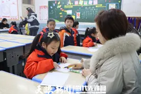 正安八小：趣味“无纸”境 评价促成长图片