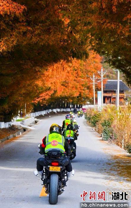 湖北恩施打造“交通+旅游”融合新样本