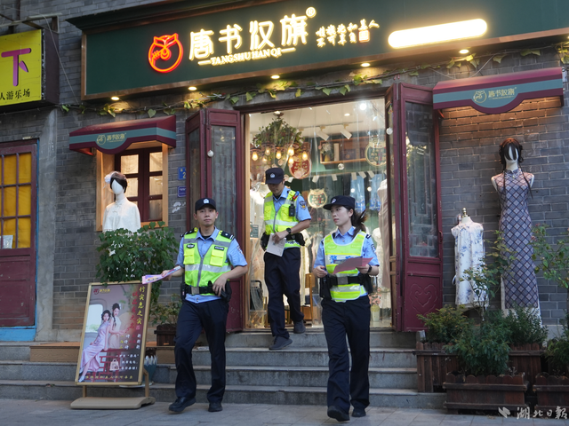这些“网红打卡地”比天气还热！他们让游客玩得更安心