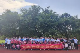 体育赋能乡村教育！广东二师专家团队赴曲江送教，点亮乡村学子运动梦图片