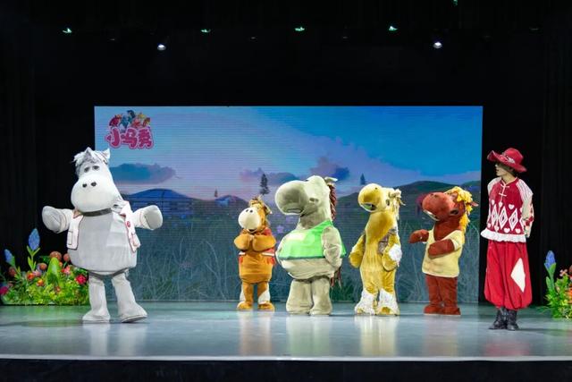 中国马镇营业时间+演出时间全新调整｜这份秋日游玩指南请收好～