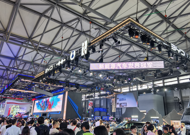 科技与二次元的生态跨界，汽车、机器人也来ChinaJoy“凑热闹”