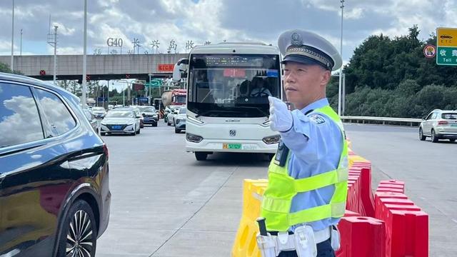 上海崇明：“智慧预警+精准服务”织密平安网络，全力护航假期地区旅游经济