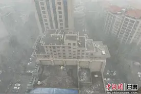 甘肃31个县区出现小雪(雨) 最大积雪深度11厘米图片
