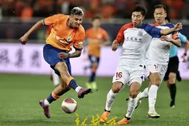 泰山队联赛争冠无望，亚冠门票也悬了？图片