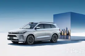 问界新M7发布 车机流畅如Mate60 Pro 24.98万起太香了图片