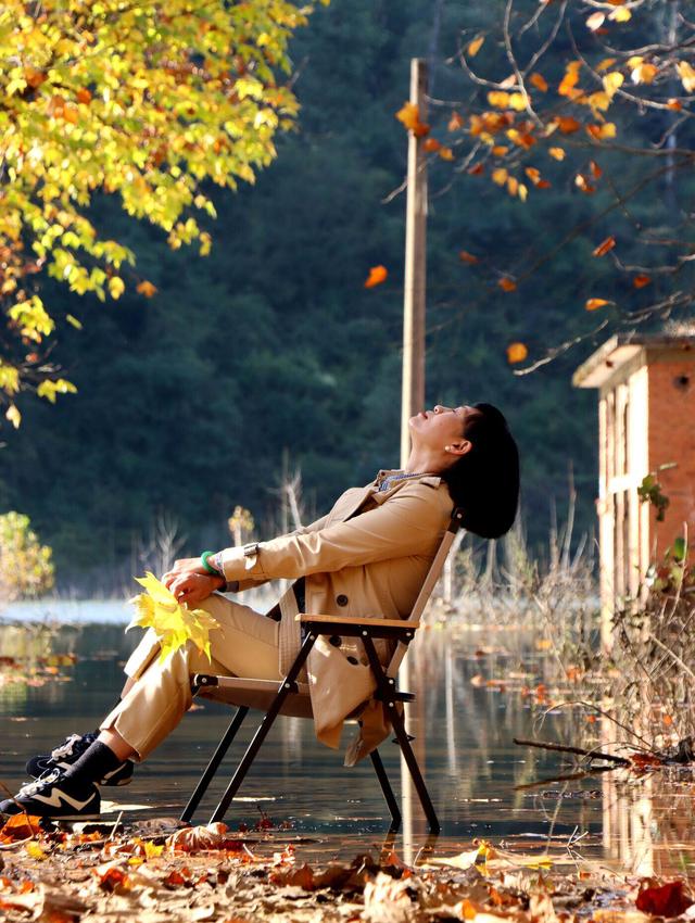 云新闻关注丨诗意旅居，云岭初冬氛围感超绝！