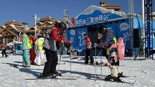 省媒看白山 | 吉林日报：白山——“长白山之冬”冰雪旅游季启动
