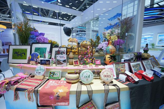 “旅居云南 航旅相伴” 推介活动为澜沧秋冬旅游注入新活力