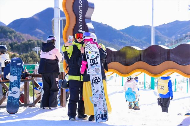 近享冰雪之乐，三地联动打造冬季文旅盛宴