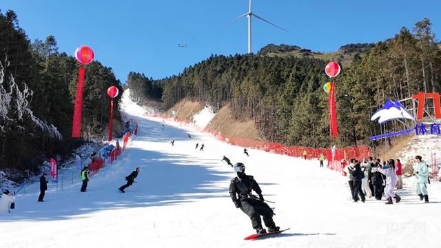 “冰雪奇缘”启幕！看靖安如何点“雪”成金