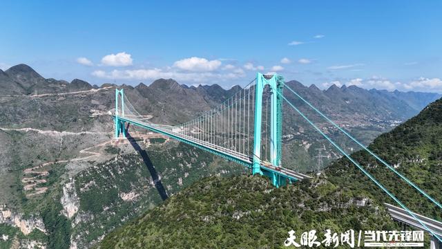 天眼专访｜贵州省交通运输厅总工程师许湘华：跳出“先建桥再搞旅游”的传统思维建好花江峡谷大桥