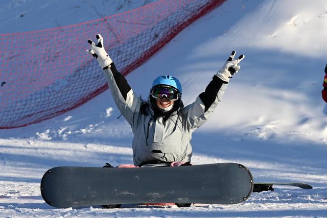 山海有情 冰雪辽宁丨告别“猫冬”！在辽宁体验滑雪、温泉、赶集的“三重快乐”