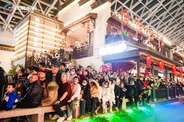 从“一次性打卡”到“反复回访”：江南水街的长尾吸引力在哪里？