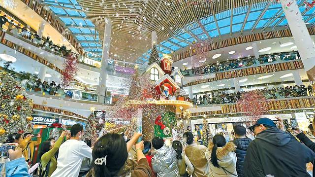 古迹+商业+市井文化 北京商圈“打卡经济”迸发新活力