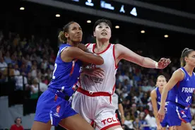 2胜11负！中国女篮不敌法国队，7连败结束巴黎奥运前的热身之旅图片