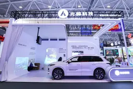 点亮夜晚游览景观，光峰科技抢占工程投影新市场图片