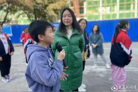 阳光下的心灵之旅 走马街镇中心小学举办青少年心理辅导课图片