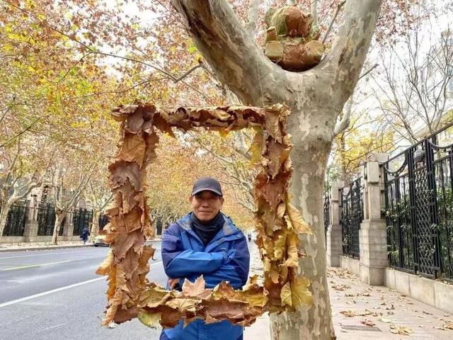 别错过，用Citywalk感受落叶的浪漫→