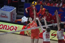 世联赛中国香港站四战全胜！中国女排3∶0波兰队图片