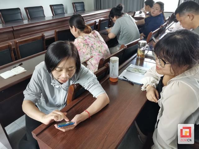 撰写防汛预案从2小时变25分钟 AI赋能荣州路社区治理提速升级