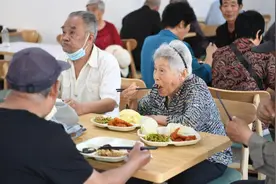 饿了么达达加盟，杨浦成立老年助餐服务联盟打造优质供餐全链条图片