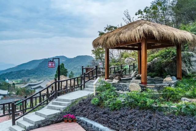 在桂林过大雪：暖汤、红柿、碧水…藏着南方冬日最惊艳的色彩