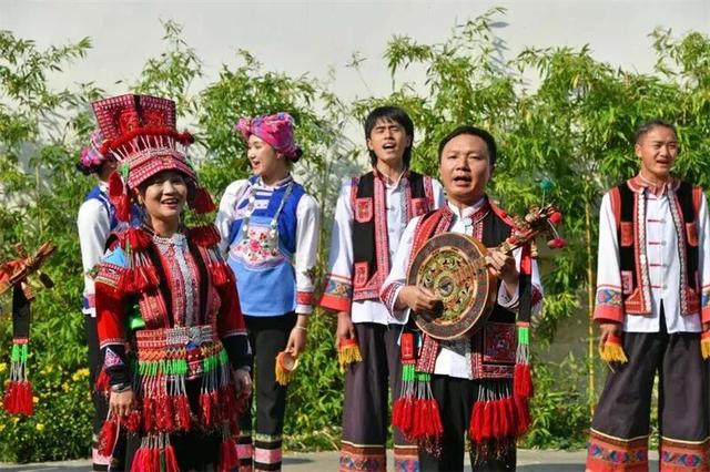 元旦游红河 | 乐作狂欢、烟花瀑布秀，元旦假期也太好玩了吧！