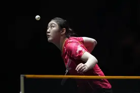 世乒联女子总决赛｜“打”哭早田希娜后，陈梦又把伊藤“打”哭了图片