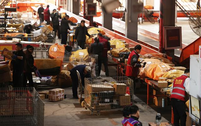 “双11”早开场：直降、补贴，现在买划算吗？