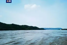 水位陡涨5.36米！三年来最大洪峰过境宜宾图片