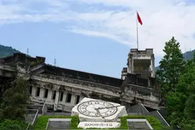 17年前被救的孩子们，如今怎么样了？图片