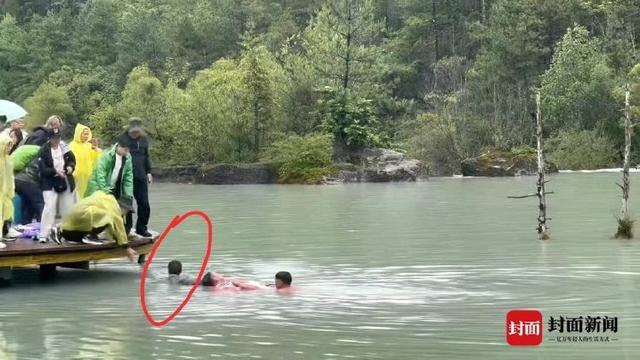 重庆小伙旅游途中勇救落水夫妻｜预防基孔肯雅热 收好这份驱蚊攻略