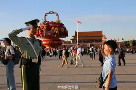 天安门广场上，他们是最美风景线！图片