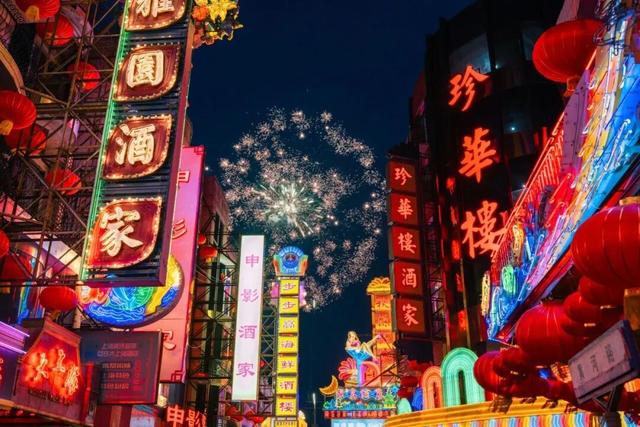 新生粮仓、巧克力剧院、复古影城……假期玩点不一样的！