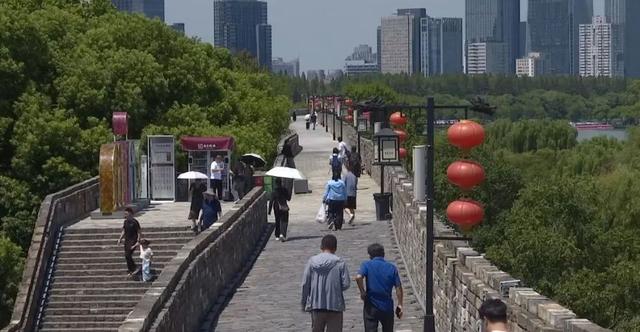南京城墙解放门至玄武门段焕新回归！总里程达6公里，票价恢复到30元/人